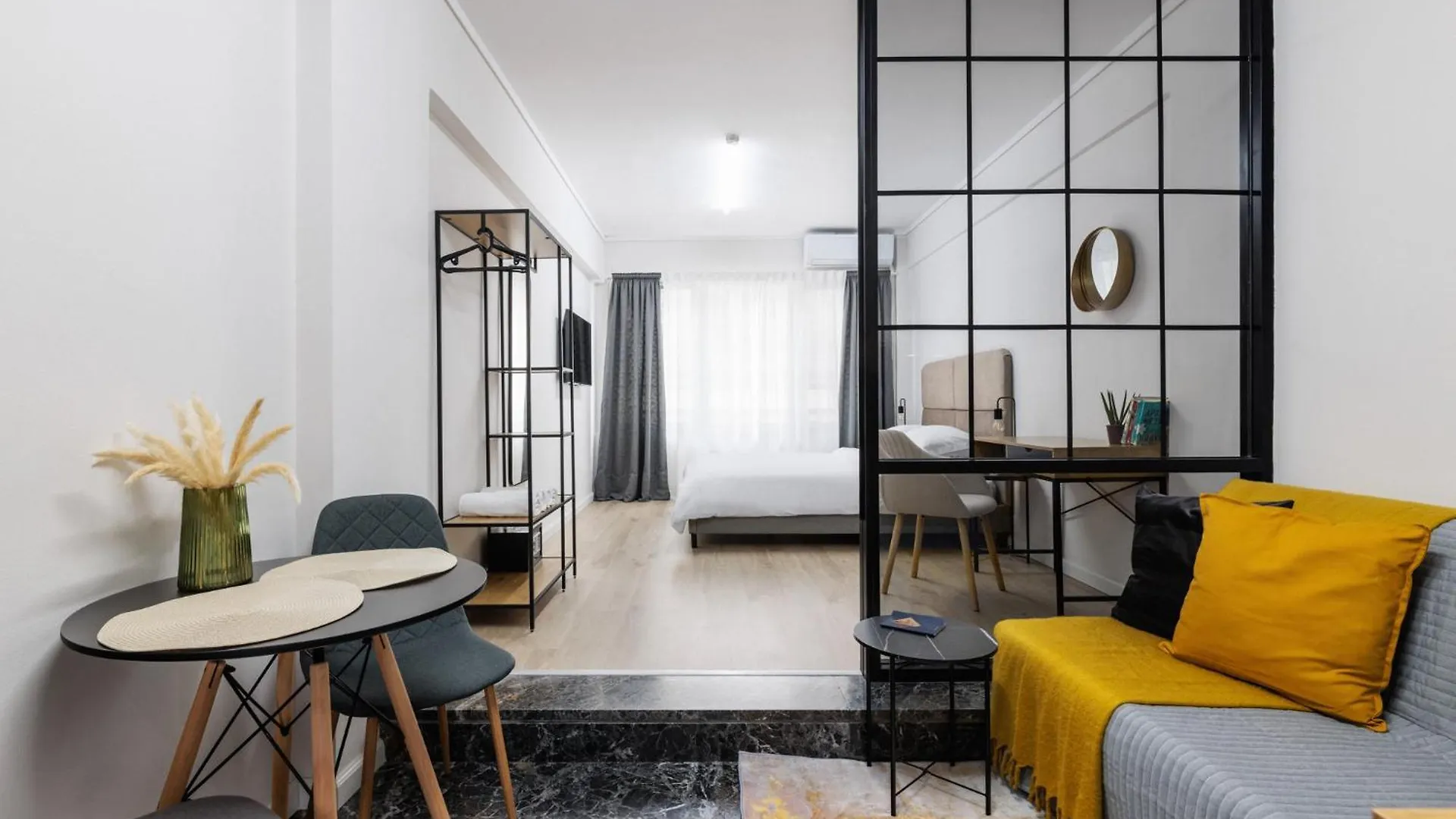 B&M Suites Thessaloniki 0*,